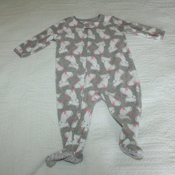 5/$20 Baby girl fleece sleeper with cats 9 months - Picture 2 of 13